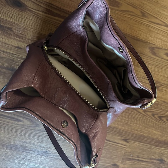 Coach purse - Picture 5 of 7